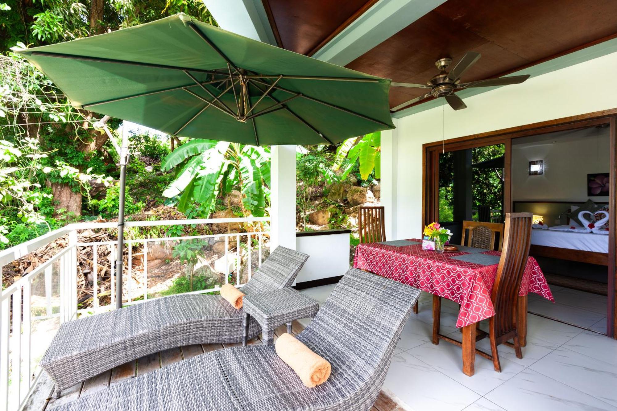 Sea View Lodge Baie Sainte Anne Exterior foto